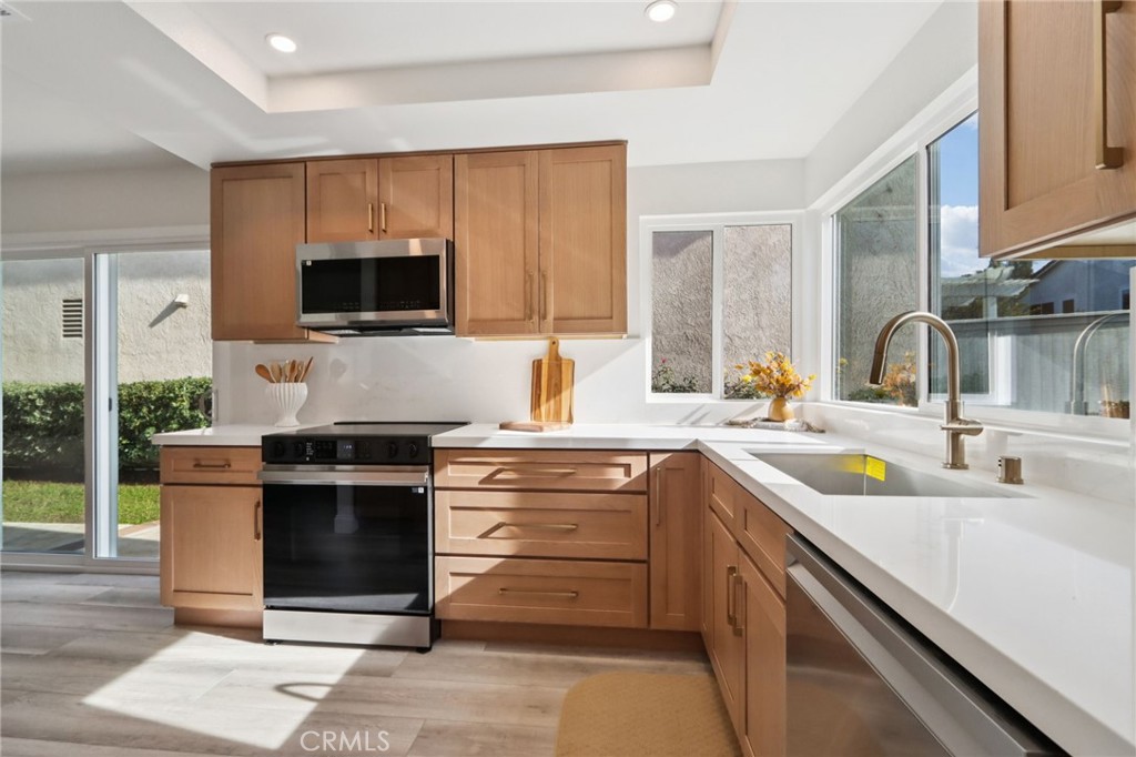 MLS #OC25272955 image #23