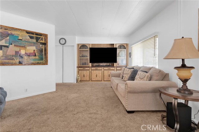 Detail Gallery Image 6 of 33 For 13393 Mariposa Rd #255,  Victorville,  CA 92395 - 2 Beds | 2 Baths