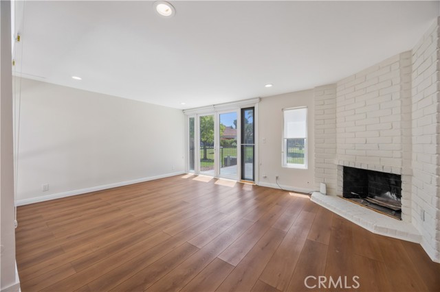 Detail Gallery Image 6 of 49 For 23 Foxglove Way, Irvine,  CA 92612 - 4 Beds | 2/1 Baths