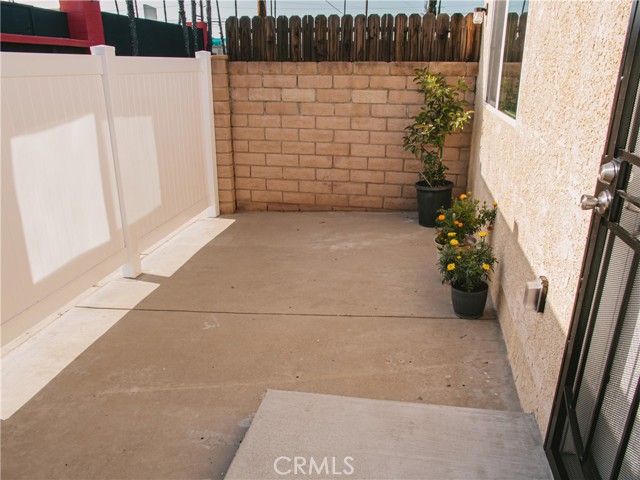 Detail Gallery Image 5 of 20 For 6730 Sylvia Ave, Reseda,  CA 91335 - 1 Beds | 1 Baths