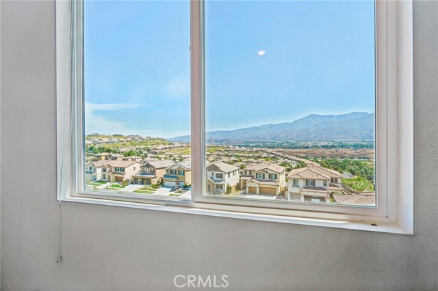 Detail Gallery Image 34 of 75 For 11257 Finders Ct, Corona,  CA 92883 - 5 Beds | 2/1 Baths