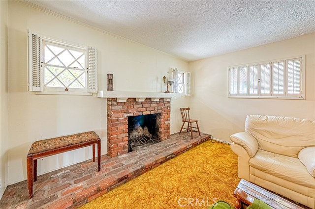 11511 Margie Lane, Garden Grove CA: https://media.crmls.org/medias/24515d82-b45f-404b-9267-1c016d9f0475.jpg