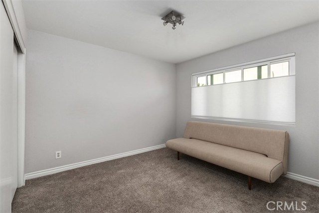 1921 Sherry Lane, Santa Ana CA: https://media.crmls.org/medias/245165e4-cea0-4949-9f4d-2764822f6b27.jpg