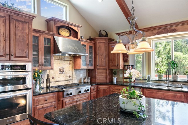 781 Brentwood Drive, Lake Arrowhead CA: https://media.crmls.org/medias/24517d2c-e72d-46fb-aa8c-5278adac8dd6.jpg