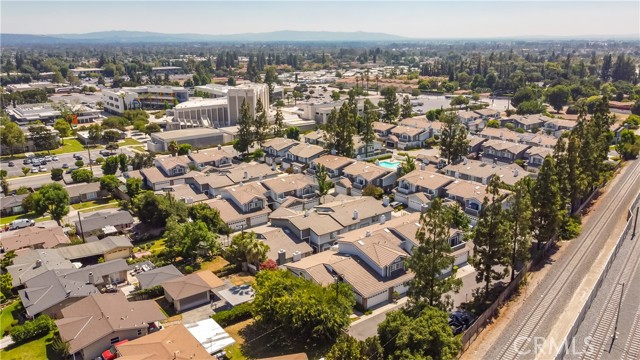 1062 Brookfield Place, Glendora CA: https://media.crmls.org/medias/24522c74-7cee-46aa-aa8b-70531e2703da.jpg