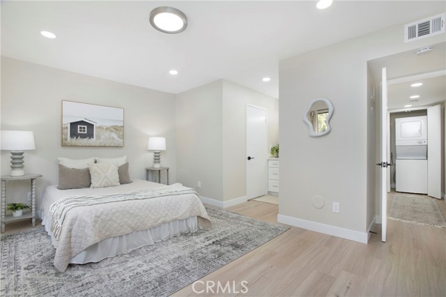 Detail Gallery Image 9 of 29 For 155 S Poplar Ave #17,  Brea,  CA 92821 - 2 Beds | 2 Baths