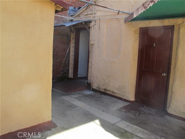 Detail Gallery Image 10 of 28 For 3000 Cazador, Los Angeles,  CA 90065 - – Beds | – Baths