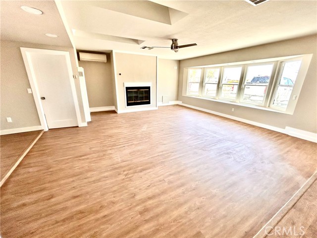 6698 Mesquite Drive, 29 Palms CA: https://media.crmls.org/medias/2454cfed-1062-43e8-bc16-5d63bc02c516.jpg