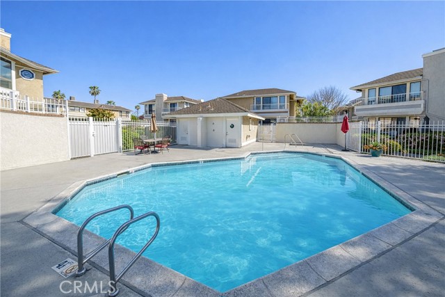 Detail Gallery Image 31 of 32 For 148 S Seneca Cir #24,  Anaheim,  CA 92805 - 2 Beds | 1/1 Baths