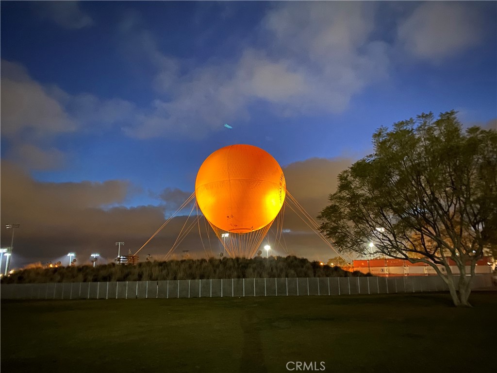 https://media.crmls.org/medias/2454f879-54bb-486d-a091-b6ab75f092e1.jpg?preset=X-Large