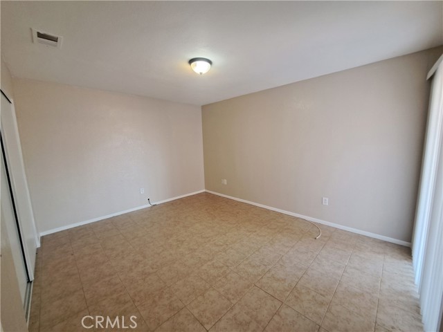 Detail Gallery Image 12 of 14 For 12222 Kiowa Rd #1,  Apple Valley,  CA 92308 - 2 Beds | 1 Baths