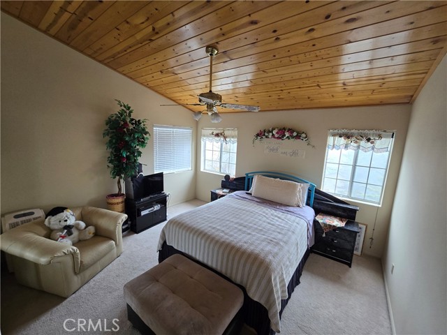 Detail Gallery Image 12 of 20 For 33361 Carlock Dr, Running Springs,  CA 92382 - 2 Beds | 1/1 Baths