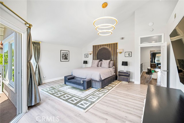 14 Glastonbury Place, Laguna Niguel CA: https://media.crmls.org/medias/2455ab50-d560-4156-a1f0-0c3ba8de946d.jpg