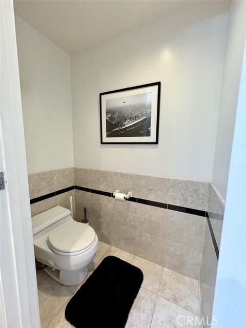 Detail Gallery Image 35 of 57 For 525 E Seaside Way #305,  Long Beach,  CA 90802 - 2 Beds | 1/1 Baths
