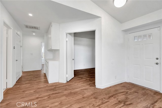 Detail Gallery Image 10 of 44 For 2031 Thomas Dr, Lancaster,  CA 93535 - 5 Beds | 2 Baths