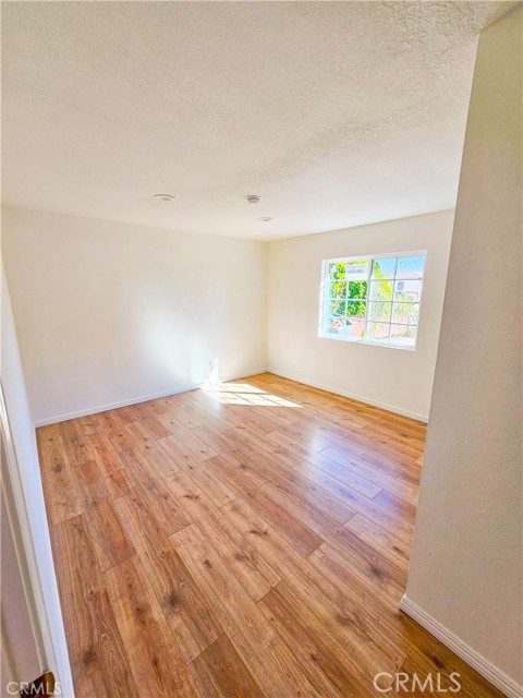 Detail Gallery Image 11 of 17 For 205 Jordan Ave, Ventura,  CA 93001 - 3 Beds | 2 Baths