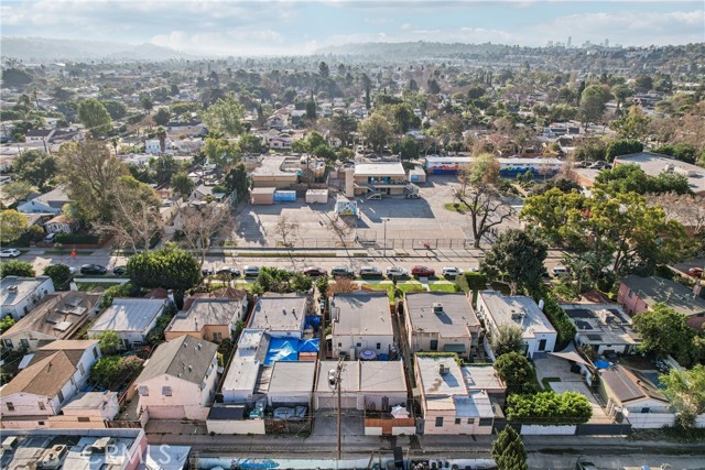 Image 38 of 42 For 3845 Hollypark