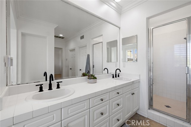 40 Celestine Circle, Ladera Ranch CA: https://media.crmls.org/medias/2458150e-d888-433a-b325-8b80ff5074bd.jpg