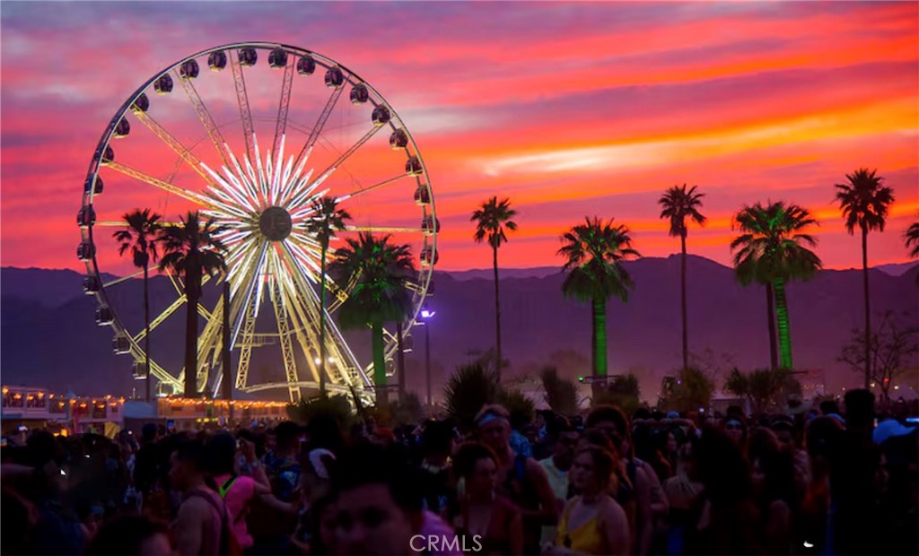 https://media.crmls.org/medias/24588116-8840-4661-9178-db6217c6f314.jpg?preset=X-Large