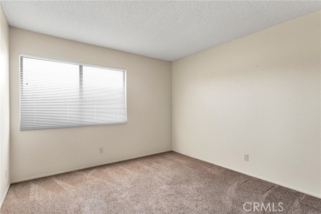 Detail Gallery Image 30 of 53 For 18572 Atlantic St, Hesperia,  CA 92345 - 4 Beds | 2/1 Baths