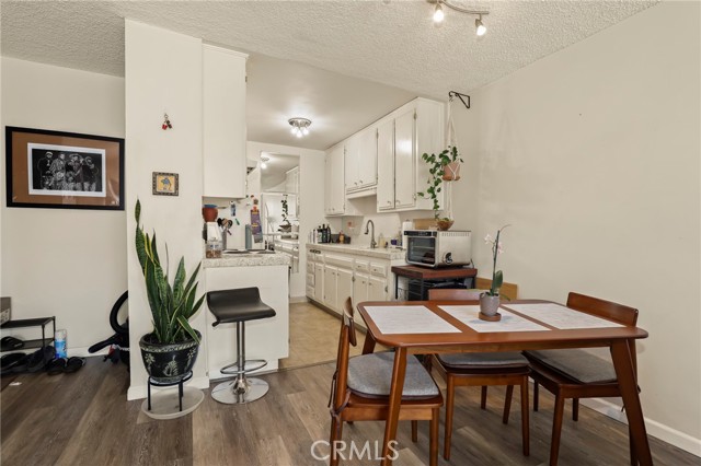 Detail Gallery Image 2 of 18 For 375 Atlantic #407,  Long Beach,  CA 90802 - 1 Beds | 1 Baths