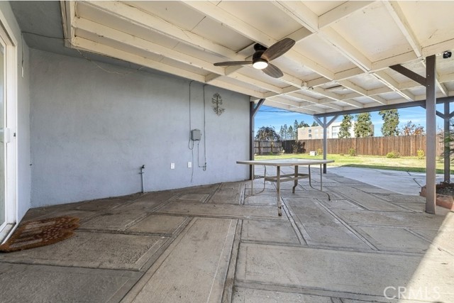 Detail Gallery Image 21 of 25 For 5097 E Carmen Ave, Fresno,  CA 93727 - 3 Beds | 2 Baths