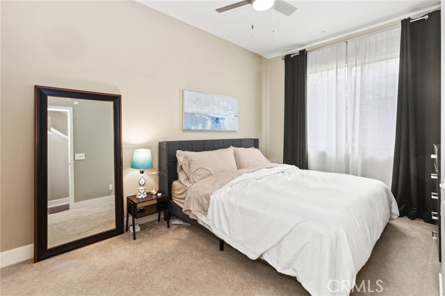 31 Soho, Irvine CA: https://media.crmls.org/medias/245be5b3-5b82-468c-beec-62748ebe2a1a.jpg