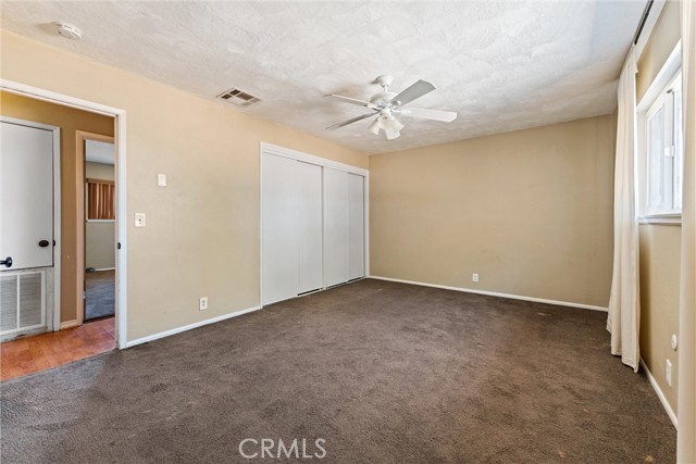 1729 W Avenue N8, Palmdale CA: https://media.crmls.org/medias/245c322b-9de3-4786-b7f5-e4ef7cd70720.jpg