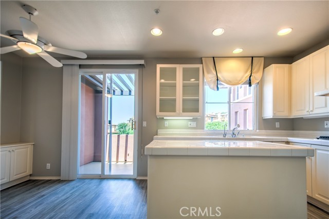15 Riva Drive, Newport Coast CA: https://media.crmls.org/medias/245cb291-a068-48d5-b7fc-14d5f3cdbc17.jpg