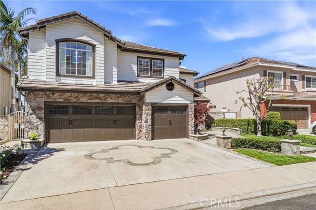 Detail Gallery Image 3 of 56 For 21581 Hummingbird, Rancho Santa Margarita,  CA 92679 - 5 Beds | 3/1 Baths