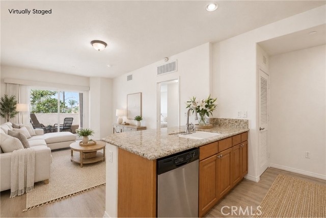 2750 Artesia, Redondo Beach, California 90278, 2 Bedrooms Bedrooms, 0 ,2 BathroomsBathrooms,Residential,For Sale,Artesia,0,SB26079448