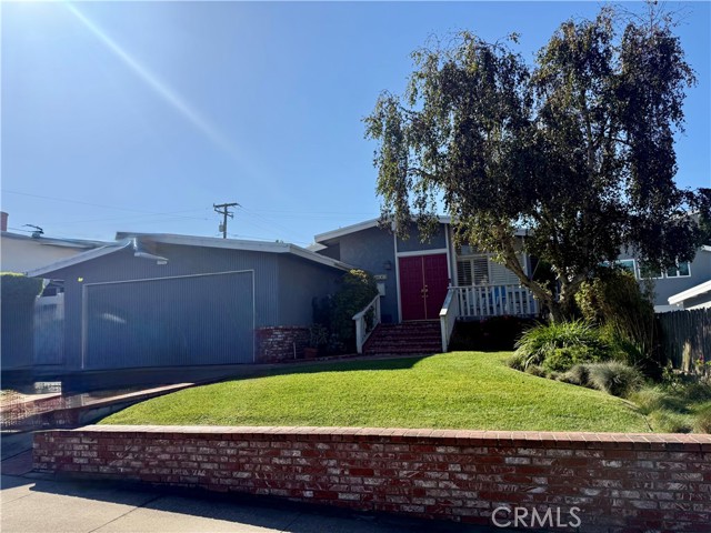 1344 18th, Manhattan Beach, California 90266, 3 Bedroom Bedrooms, 0 ,2 BathroomBathrooms,Residential,For Sale,18th,0,SB26222059