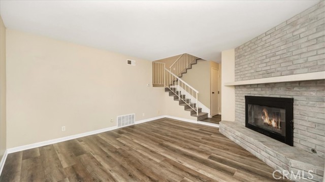 646 Rosewood Avenue photo 4