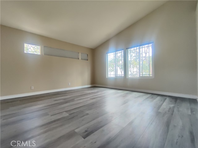 Detail Gallery Image 5 of 37 For 511 N Pageant Dr #F,  Orange,  CA 92869 - 3 Beds | 2/1 Baths