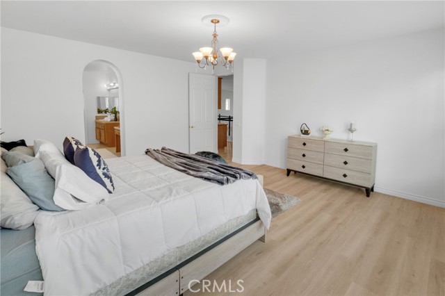 33736 Emerald Creek Court, Temecula CA: https://media.crmls.org/medias/2460ba93-685b-4e20-95fc-936d260444ef.jpg