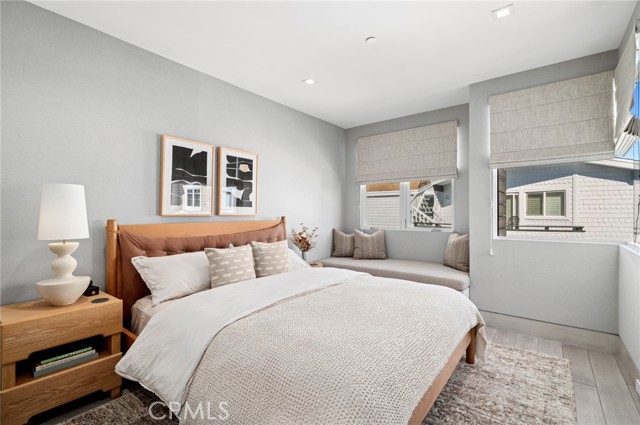 Image 34 of 62 For 304 Bay Front