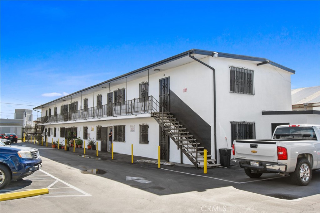 MLS #PW26012675 image #1