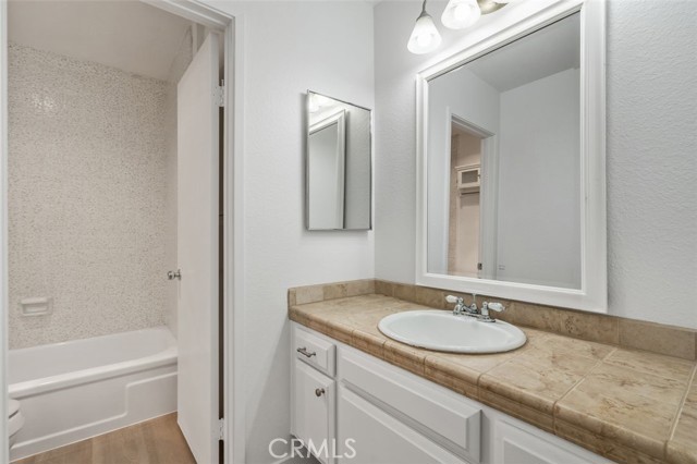 28862 Conejo View Drive, Agoura Hills CA: https://media.crmls.org/medias/246424aa-3735-4f91-b36f-977f28b38347.jpg
