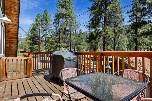 Detail Gallery Image 16 of 19 For 1310 Helen St, Wrightwood,  CA 92397 - 2 Beds | 1 Baths