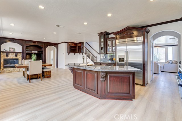 Detail Gallery Image 3 of 37 For 8034 Palm View, Riverside,  CA 92508 - 4 Beds | 4 Baths