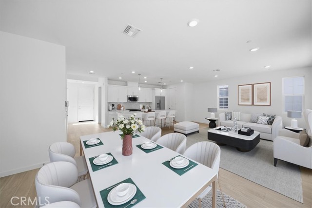 Detail Gallery Image 8 of 39 For 4852 Arroyo Run, Moorpark,  CA 93021 - 4 Beds | 3 Baths