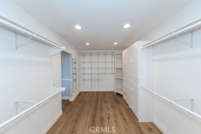 8421 Deepcliff Dr., Huntington Beach CA: https://media.crmls.org/medias/2467cbc4-3cef-4609-8c2c-bd56a1ee4230.jpg
