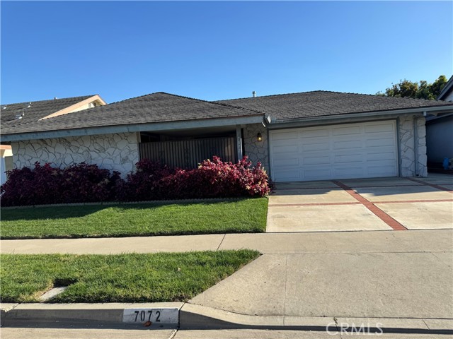 Detail Gallery Image 1 of 1 For 7072 Starlight Cir, Huntington Beach,  CA 92647 - 3 Beds | 2 Baths