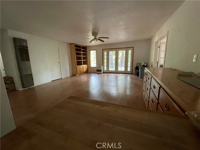8031 Lake Street, Lower Lake CA: https://media.crmls.org/medias/2467f061-3544-4e86-a3a2-2739fd37b241.jpg