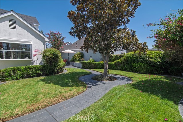 Detail Gallery Image 12 of 44 For 21161 Cedar Ln, Mission Viejo,  CA 92691 - 4 Beds | 2/1 Baths