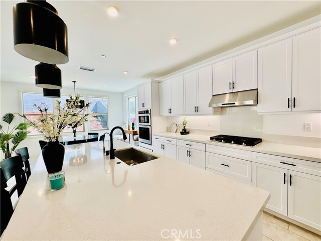 Detail Gallery Image 3 of 12 For 295 Autumn Way, Rancho Mission Viejo,  CA 92694 - 5 Beds | 4 Baths