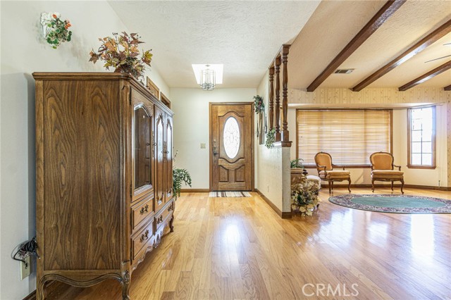 Detail Gallery Image 5 of 75 For 7040 Kenyon Ave, Hesperia,  CA 92345 - 3 Beds | 2/1 Baths