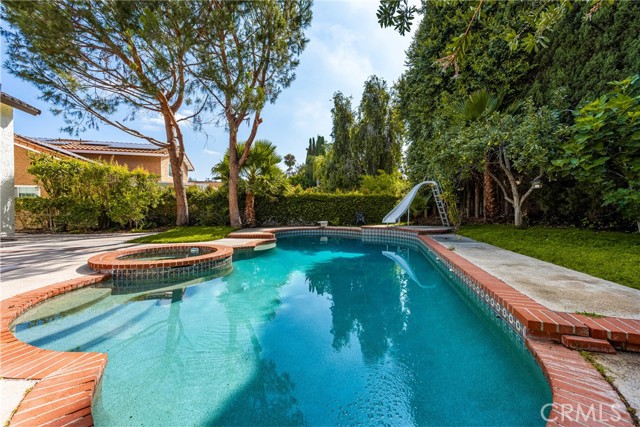 23652 Algiers Street, Mission Viejo CA: https://media.crmls.org/medias/24689ce7-459d-4ba3-87a6-f7aefbe43ba2.jpg