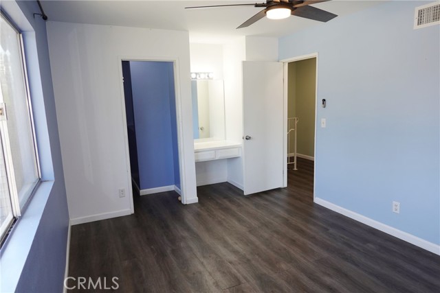 Detail Gallery Image 26 of 39 For 2033 Calle La Sombra #2,  Simi Valley,  CA 93063 - 2 Beds | 1 Baths