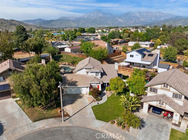 Detail Gallery Image 4 of 65 For 12427 Stardell Ln, Yucaipa,  CA 92399 - 4 Beds | 2/1 Baths